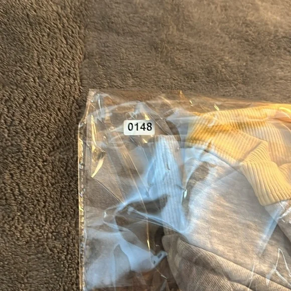 Wanakomen women’s quarter zip size xs - Picture 8 of 8